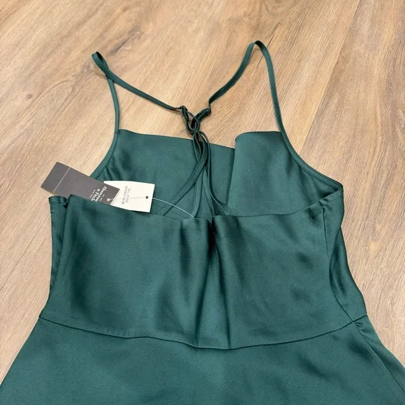 Abercrombie and fitch cowl neck green satin formal dress Size XS NWT - Picture 3 of 9
